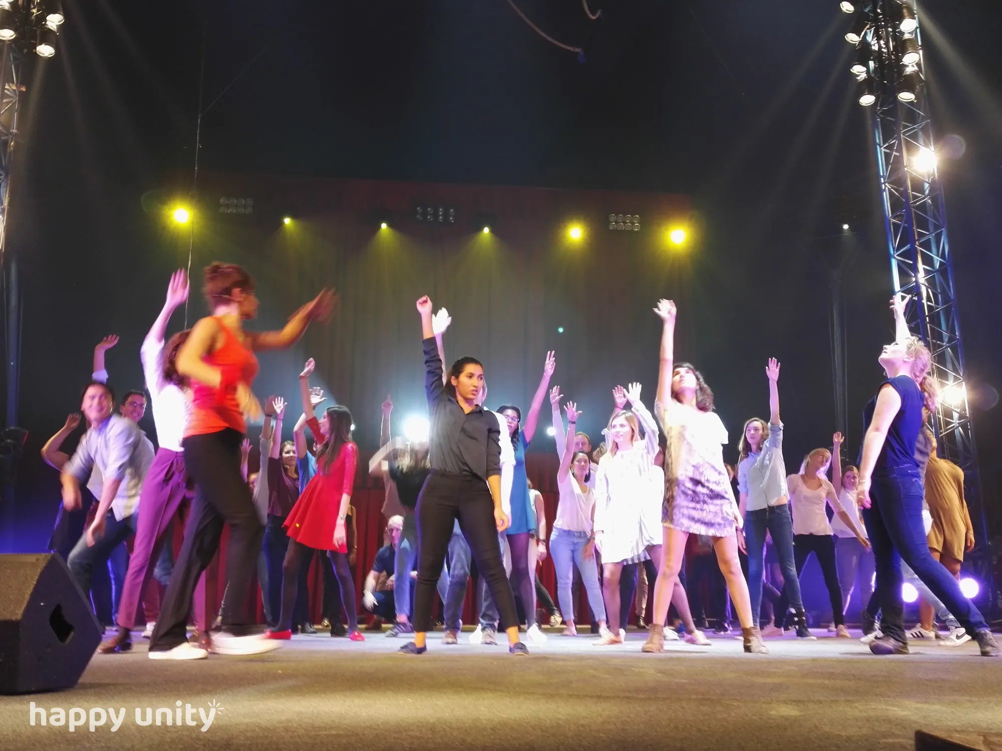 Clip musical (chant / danse / percu) — photo 3